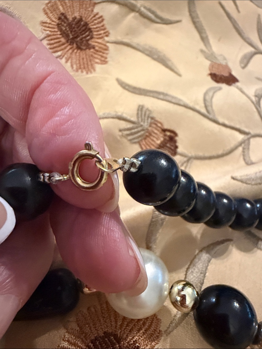 Vintage Style Black Onyx and Faux
Pearl Beaded Necklace - Picture 5 of 5